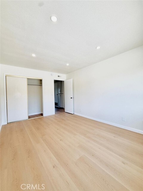Building Photo - 27939 Ridgebrook Ct