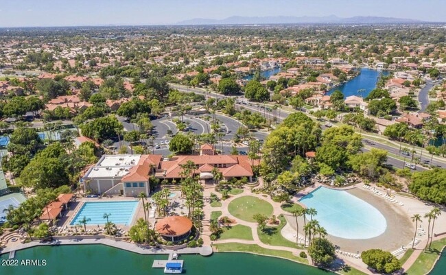 Building Photo - 1515 E Beacon Dr