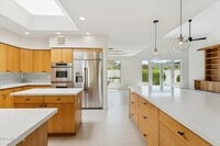 Building Photo - 6139 N 31st Ct