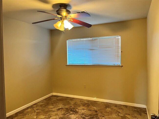 Building Photo - 11615 Kirkmeadow Dr