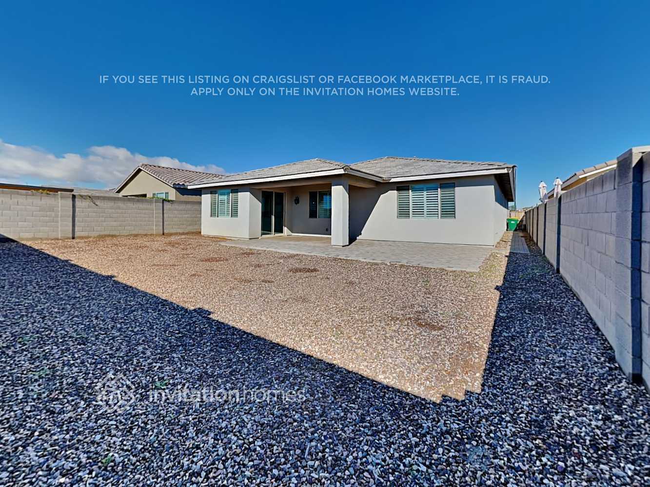 Building Photo - 18607 W Reade Ave