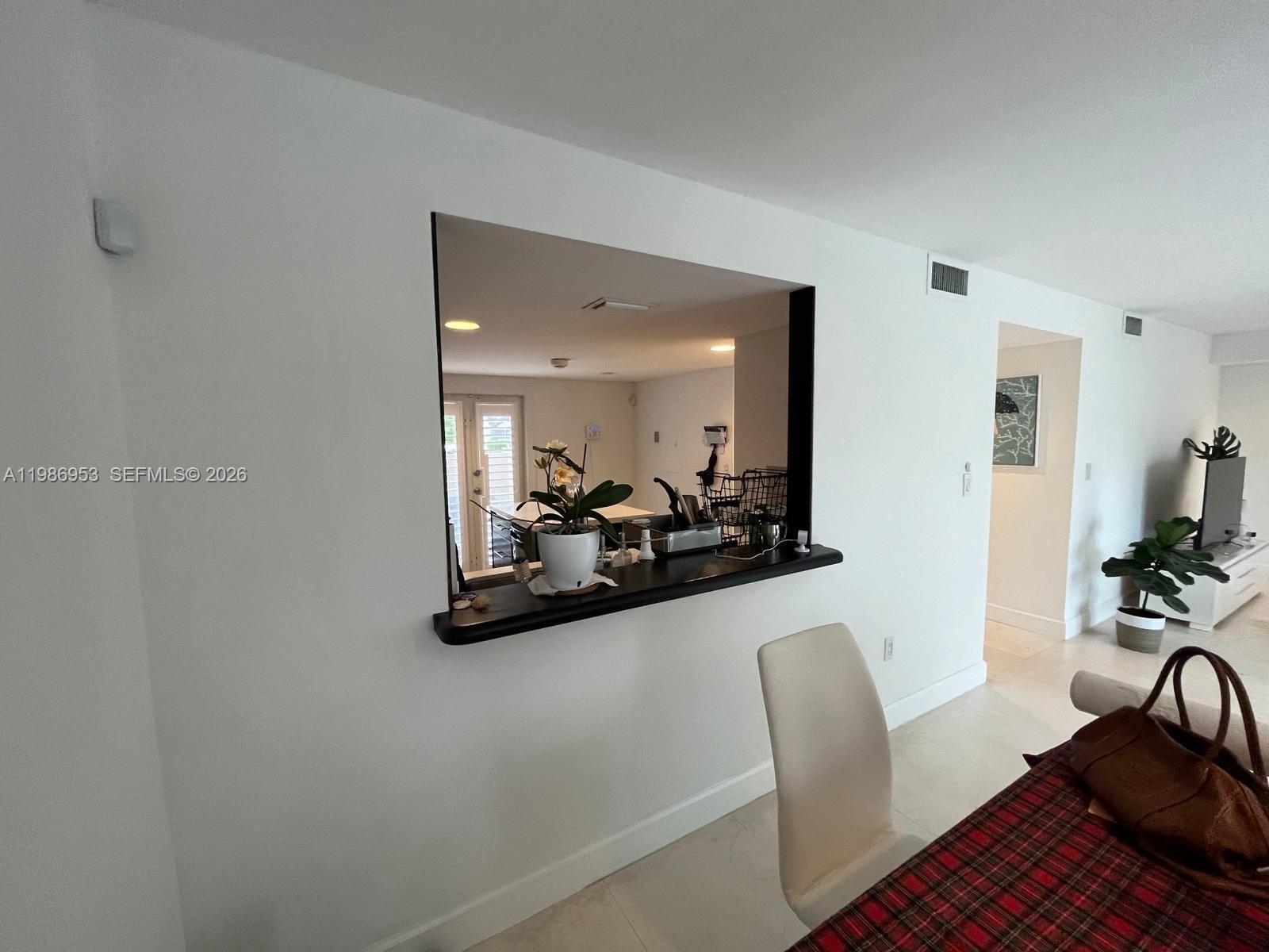 Building Photo - 5570 SW 70th Pl S