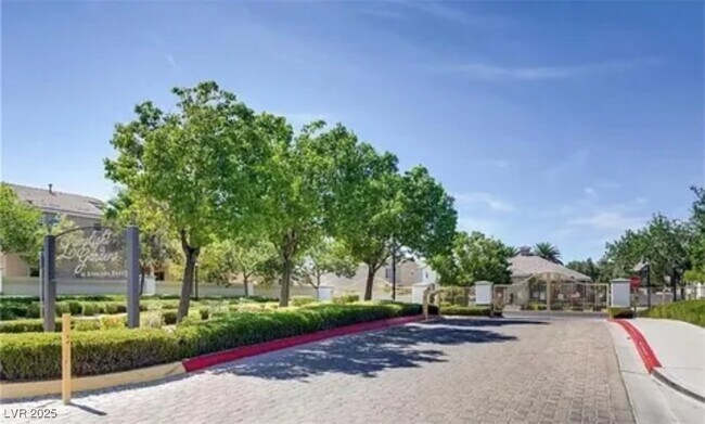 Building Photo - 1662 Rainbow Dream Ave