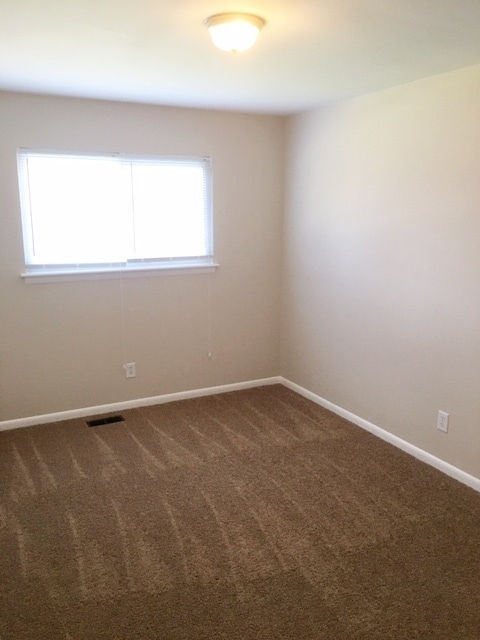 Building Photo - 5526 Antoneli Ln