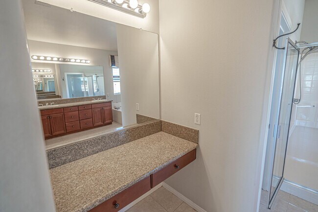 Building Photo - COMING SOON! Stunning 4-Bedroom Home for Rent in Palmdale!