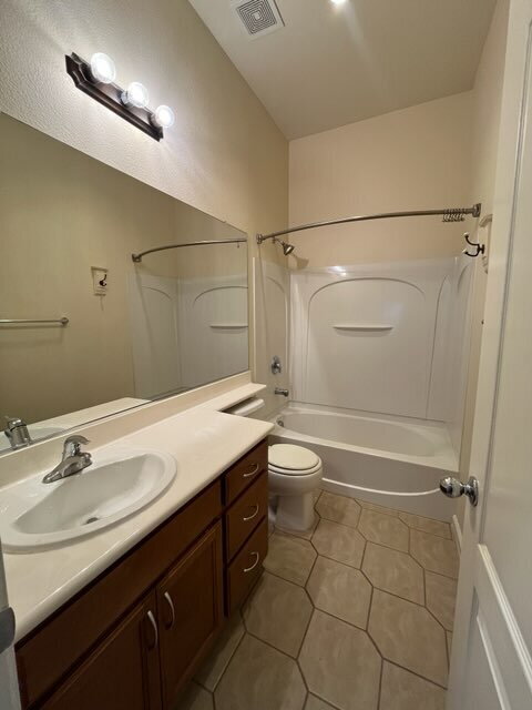 Building Photo - "Charming 4-Bedroom  with 3 Full Baths in Mountain House – Spacious 1817 Sq Ft Living!"