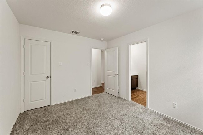 Building Photo - 6526 Teramo Ter