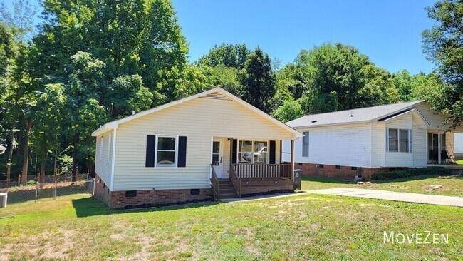 Building Photo - 4006 Coltrain Rd