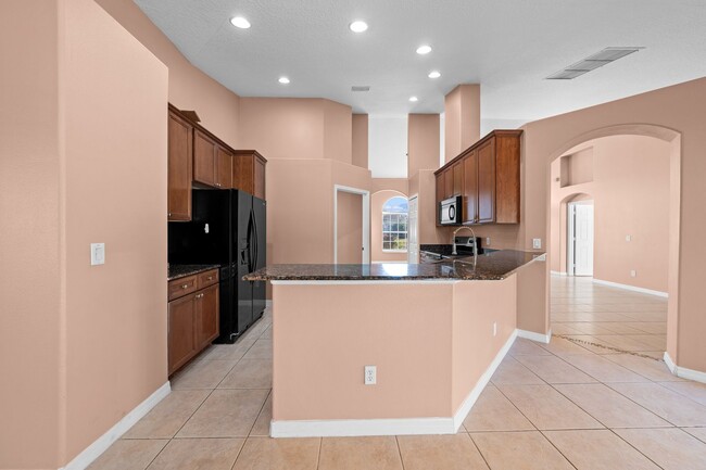 Building Photo - 4 Bedroom 3 Bath Home - Kissimmee ~ Southport Bay Community