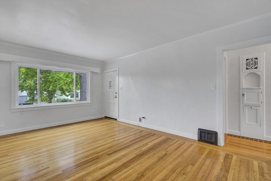Building Photo - 1231 Gilman St
