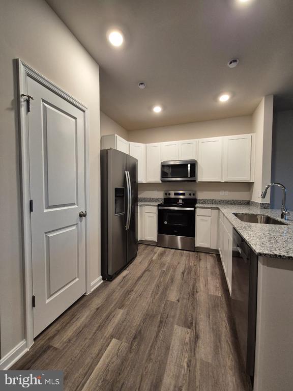 Building Photo - 141 Tigney Dr