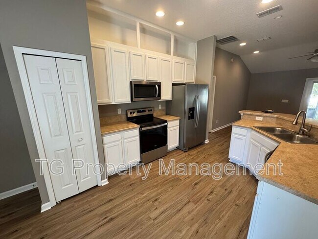 Building Photo - 86269 Venetian Ave