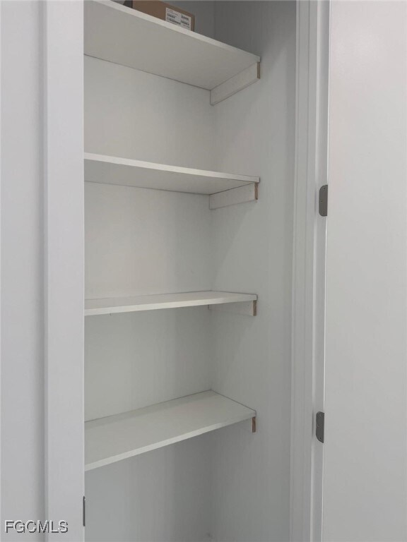 Primary Photo - 3107 Leeland Heights Blvd E