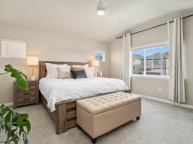 Building Photo - 4bd/2.5ba Covington House