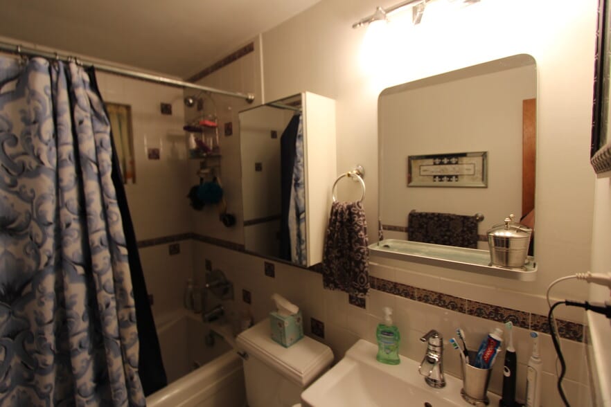 Bath - 3441 Brighton Rd