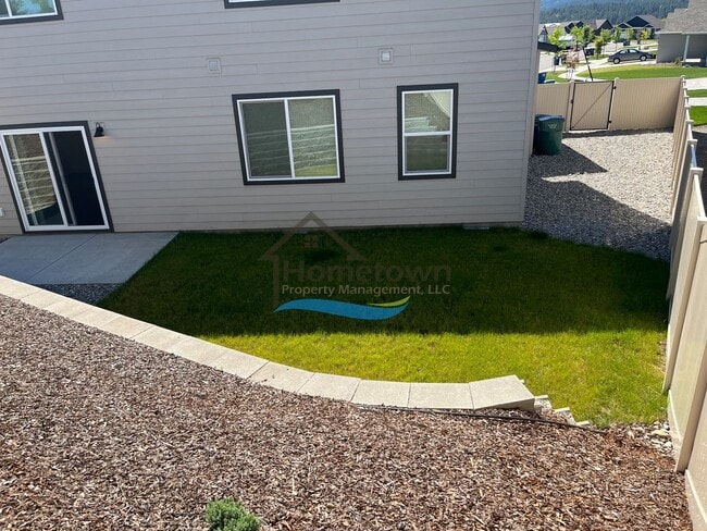 Building Photo - Woodbridge South Home with 4 Bedrooms and 3 Bathrooms in Post Falls build in 2021!