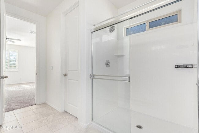 Building Photo - 665 E Rojo Way