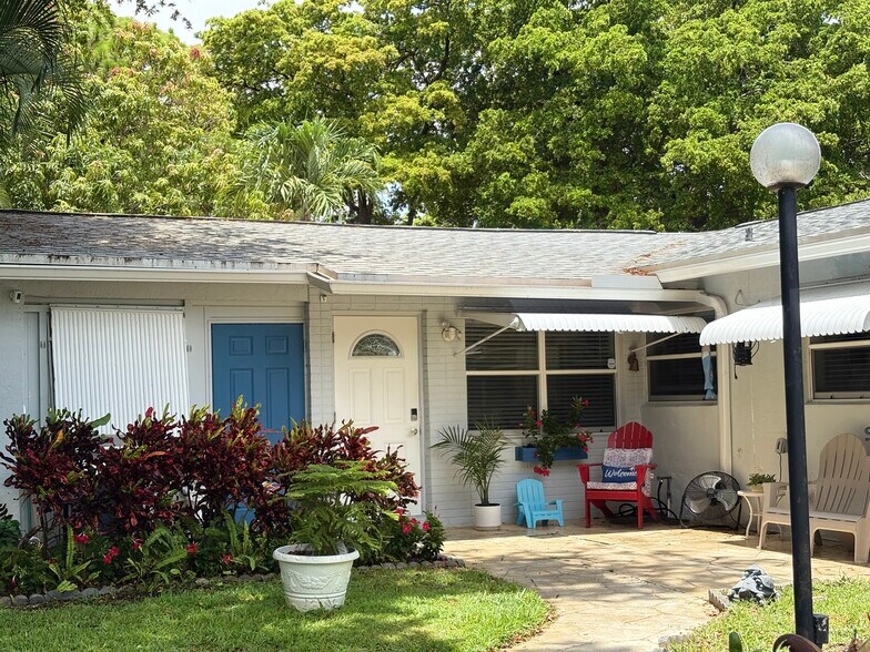 Building Photo - 3123 SW Natura Ave