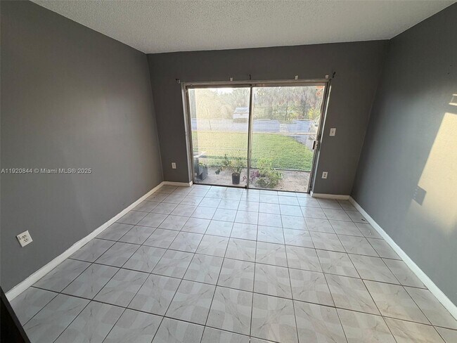 Building Photo - 3710 NW 21st St