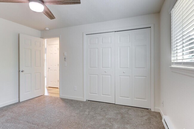 Building Photo - Hoff Dr. Duplex