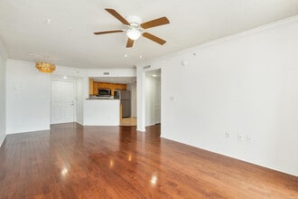Building Photo - 1801 N Flagler Dr