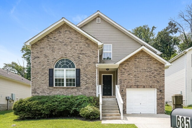 Building Photo - 685 Belgium Dr
