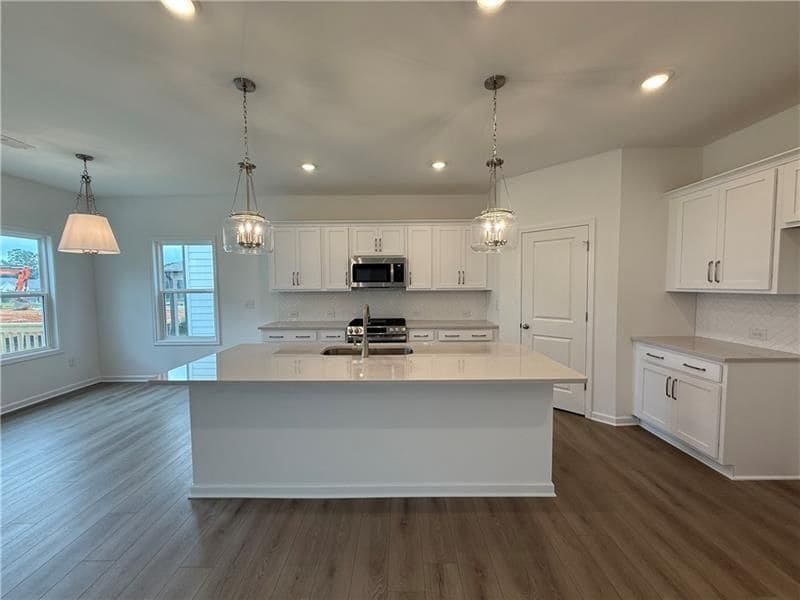 Building Photo - 5449 Hargrove Way