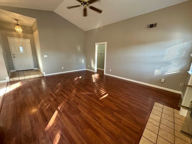 Building Photo - No Deposit