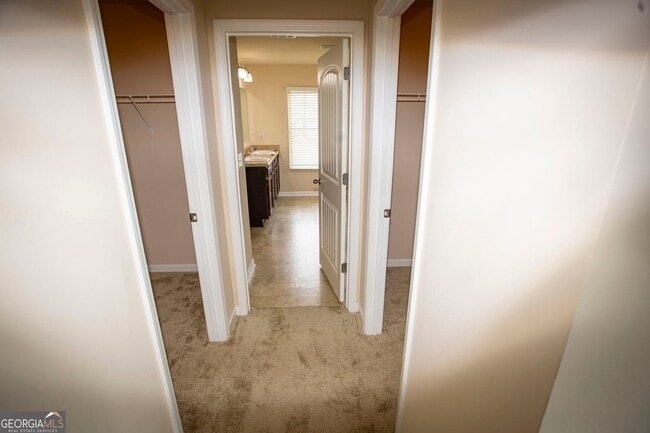 Building Photo - 141 Westin Way