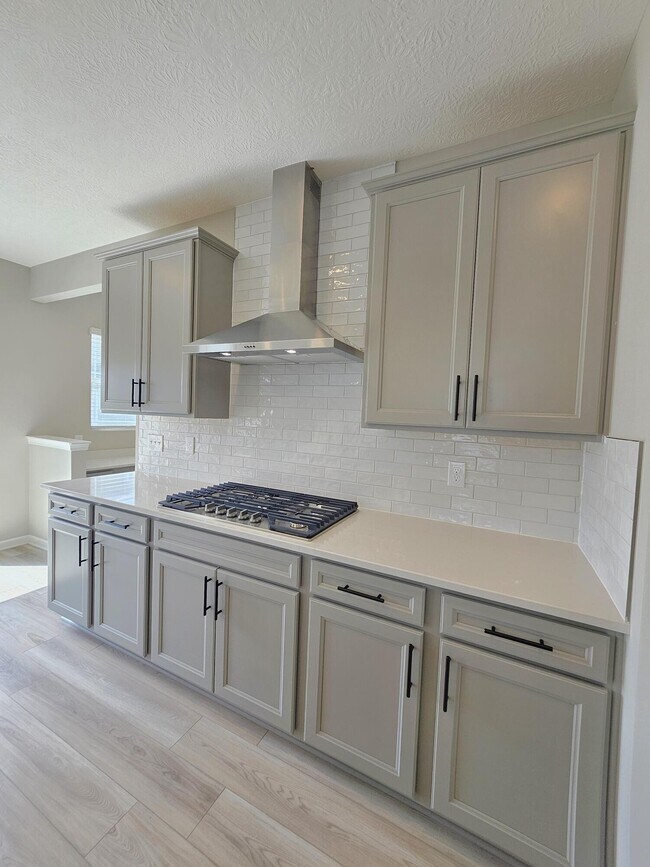 Building Photo - 8604 Apricot Wy