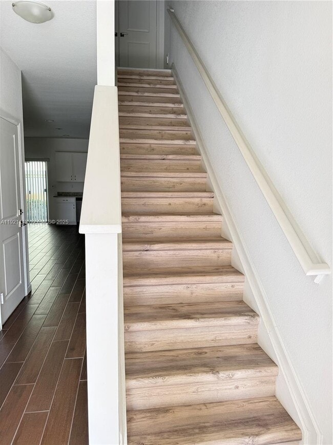 Building Photo - 4029 NW 11 Dr