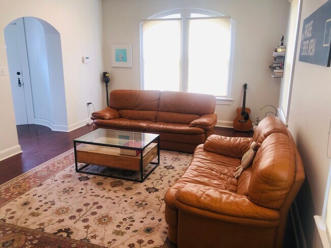 Building Photo - 1618 Enfield Rd