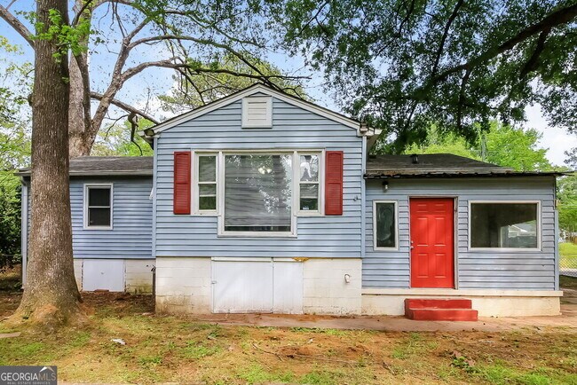 Building Photo - 839 Gresham Ave SE