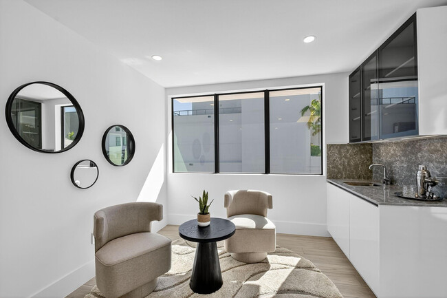 Building Photo - 204 Osceola Park Ln