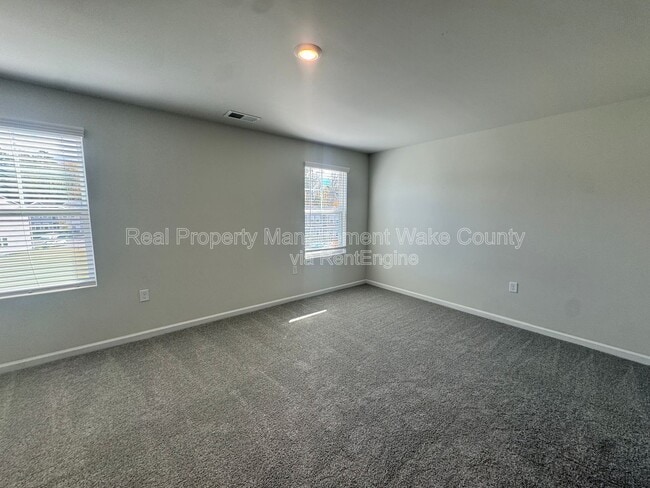 Building Photo - 2727 Chert Ln