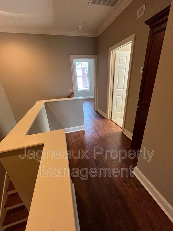 Building Photo - 114 Hargrave Dr