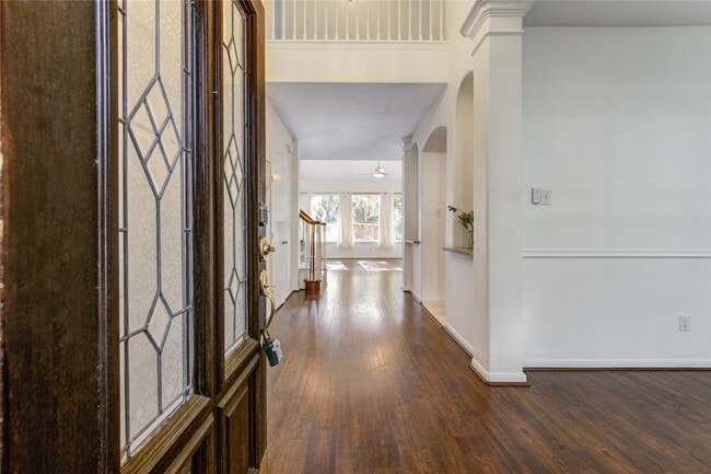 Building Photo - 1215 Whisper Trace Ct