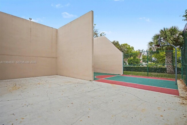 Building Photo - 1731 NW 96th Terrace