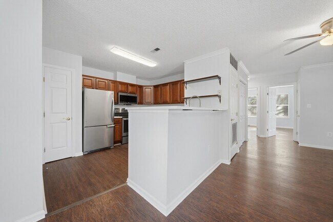 Building Photo - 205 Westover Ave