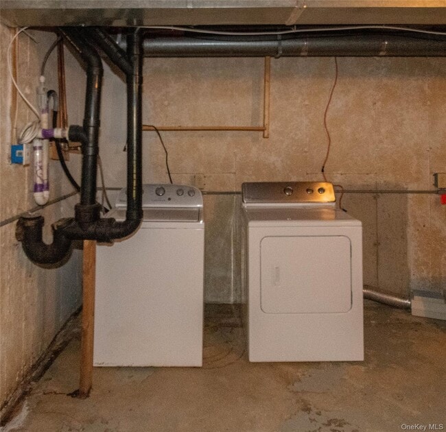 Building Photo - 99 Boniface Dr