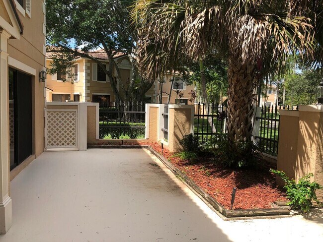 Building Photo - 356 Prestwick Cir