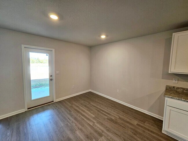 Building Photo - Spacious Modern Home w/Great Community Amenities! *1/2 OFF Security Deposit for A-D Military!*