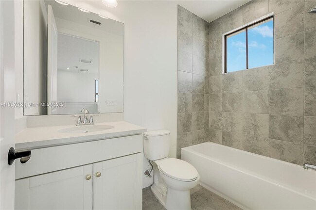 Building Photo - 9512 St Germain Dr