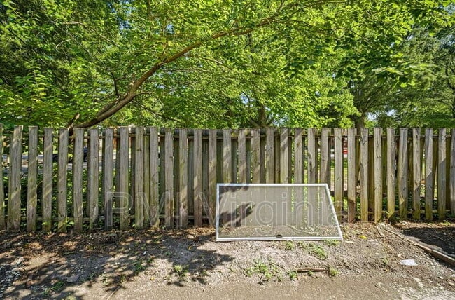 Building Photo - 1474 E Tanners Creek Dr