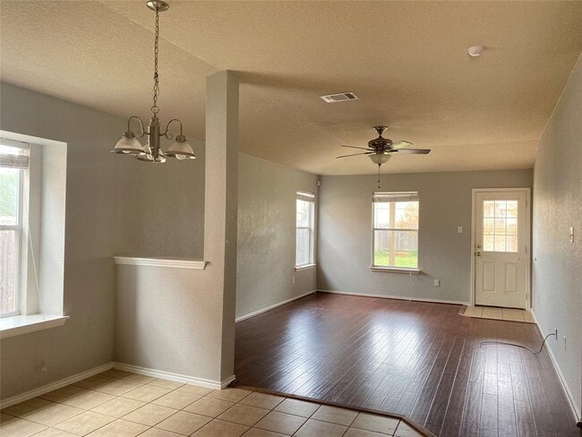 Building Photo - 321 Altamont St