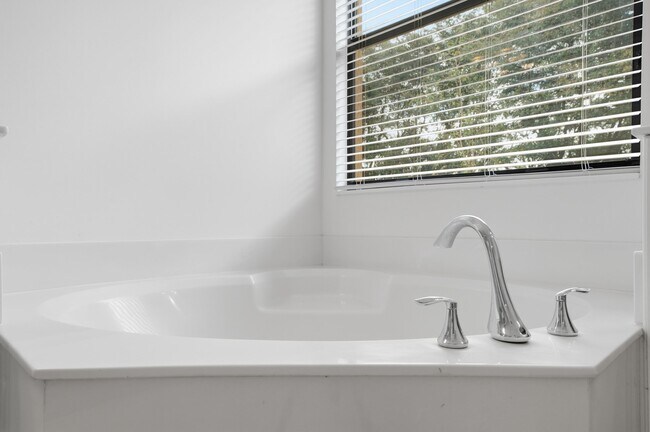 Building Photo - 14085 Paverstone Terrace