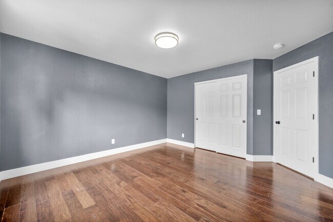 Building Photo - 4360 Great Falls Loop