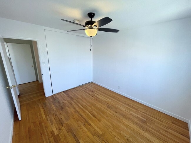Building Photo - Nicely updated 2bd/1ba in Pico-Union area ...