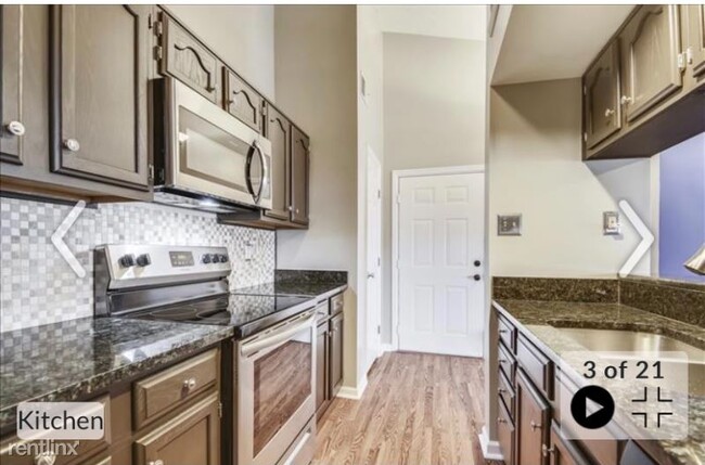 Building Photo - 1401 Golden Rod Ct