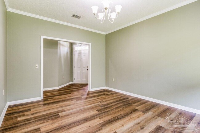 Building Photo - 1443 Champions Green Dr